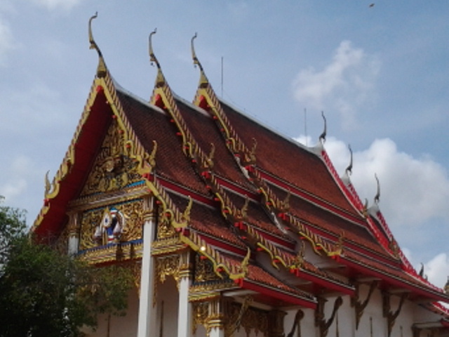 Храм Ват Ча Лонг.jpg